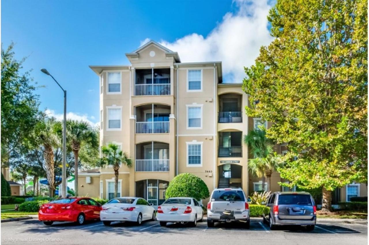 Three-Bedroom Townhome Kissimmee オーランド エクステリア 写真