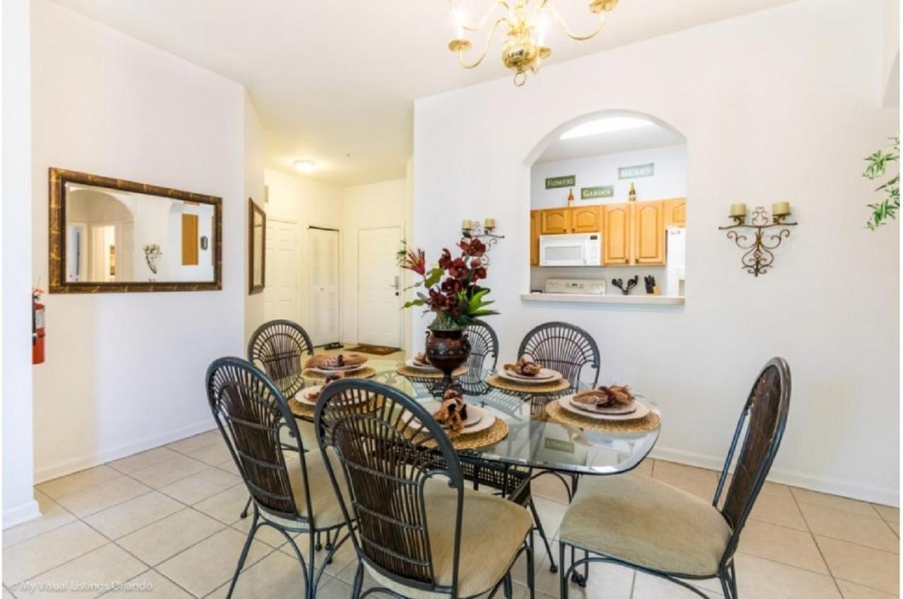 Three-Bedroom Townhome Kissimmee オーランド エクステリア 写真